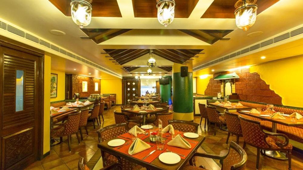 Ramee Guesline Hotel, Dadar Βομβάη Εξωτερικό φωτογραφία