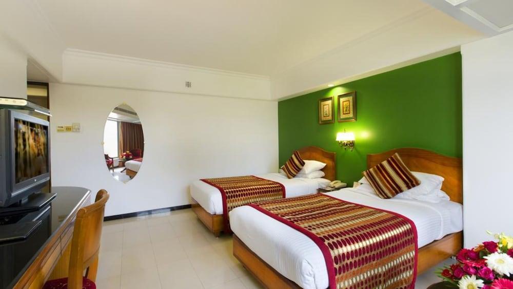 Ramee Guesline Hotel, Dadar Βομβάη Εξωτερικό φωτογραφία